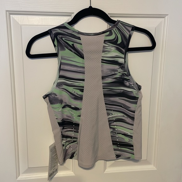 NWT Lululemon Swift Ventilated Running Tank size 2 - Picture 6 of 6